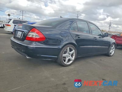 Trzecie zdjęcie samochodu z tyłu: 2009 MERCEDES-BENZ E 350 VIN:WDBUF56X59B377442 - miniatura