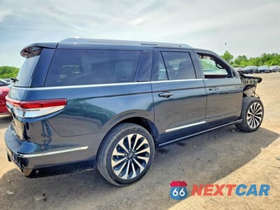 Trzecie zdjęcie samochodu z tyłu: 2024 LINCOLN NAVIGATOR L RESERVE VIN:5LMJJ3LG9REL09518 - miniatura