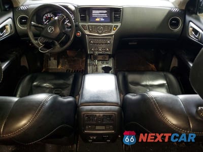 Zdjęcie 8 z 13 samochodu: 2017 NISSAN PATHFINDER SL VIN:5N1DR2MM6HC909639 - miniatura
