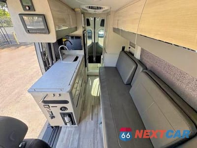 Zdjęcie 10 z 15 samochodu: 2022 MERCEDES-BENZ SPRINTER 2500 VIN:W1X4EBHY0NP484324 - miniatura