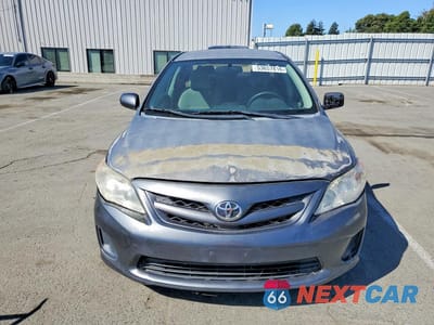 Piąte zdjęcie samochodu w środku: 2012 TOYOTA COROLLA LE VIN:2T1BU4EE5CC784789 - miniatura