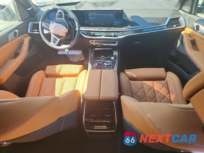 Zdjęcie 8 z 14 samochodu: 2026 BMW X7 XDRIVE40I VIN:5UX23EM02T9328509 - miniatura