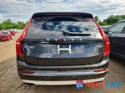 Zdjęcie 6 z 13 samochodu: 2021 VOLVO XC90 T6 MOMENTUM VIN:YV4A221K8M1745683 - miniatura