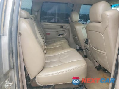 Zdjęcie 10 z 12 samochodu: 2006 CHEVROLET SILVERADO K2500 HEAVY DUTY VIN:1GCHK23266F119229 - miniatura