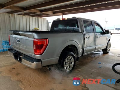 Trzecie zdjęcie samochodu z tyłu: 2023 FORD F150 SUPERCREW VIN:1FTEW1C83PKD70000 - miniatura