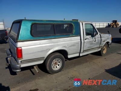 Trzecie zdjęcie samochodu z tyłu: 1989 FORD F150 VIN:1FTDF15Y8KPB23561 - miniatura