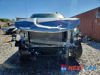 Piąte zdjęcie samochodu w środku: 2026 CHEVROLET SILVERADO K1500 LTZ VIN:2GCUKGED3T1153237 - miniatura