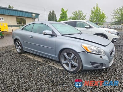 Czwarte zdjęcie samochodu z boku: 2011 VOLVO C70 T5 VIN:YV1672MC4BJ107131 - miniatura