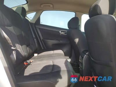 Zdjęcie 10 z 12 samochodu: 2019 NISSAN SENTRA SV VIN:3N1AB7AP8KY430115 - miniatura
