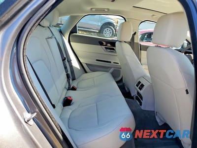 Zdjęcie 10 z 12 samochodu: 2017 JAGUAR XF PREMIUM VIN:SAJBD4BV3HCY29881 - miniatura