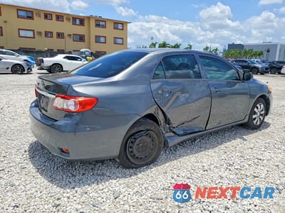 Trzecie zdjęcie samochodu z tyłu: 2012 TOYOTA COROLLA L VIN:2T1BU4EE4CC839328 - miniatura
