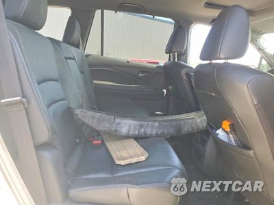 Zdjęcie 11 z 13 samochodu: 2019 HONDA PASSPORT EXL VIN:5FNYF8H53KB012096 - miniatura