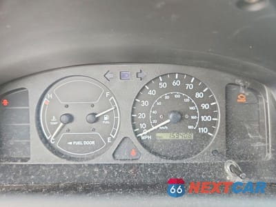 Zdjęcie 9 z 12 samochodu: 2001 TOYOTA COROLLA CE VIN:1NXBR12E31Z500978 - miniatura