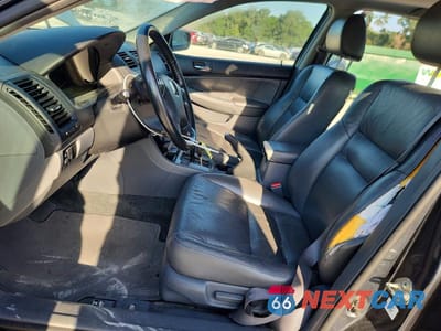 Zdjęcie 7 z 12 samochodu: 2003 HONDA ACCORD EX VIN:1HGCM66573A092795 - miniatura