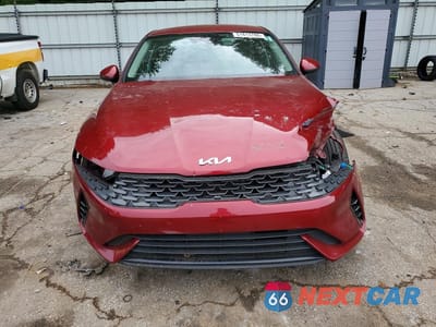 Piąte zdjęcie samochodu w środku: 2022 KIA K5 LXS VIN:5XXG14J20NG154345 - miniatura