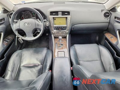 Zdjęcie 8 z 12 samochodu: 2010 LEXUS IS 250 VIN:JTHBF5C22A5124792 - miniatura