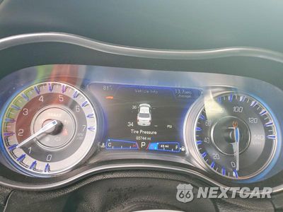 Zdjęcie 9 z 13 samochodu: 2021 CHRYSLER 300 S VIN:2C3CCABG4MH532975 - miniatura
