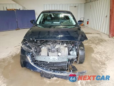 Piąte zdjęcie samochodu w środku: 2025 MAZDA CX-5 PREFERRED VIN:JM3KFBCL0S0673860 - miniatura