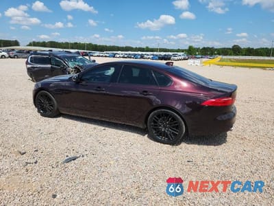 Drugie zdjęcie samochodu z przodu: 2018 JAGUAR XF PRESTIGE VIN:SAJBK4FN7JCY56555 - miniatura
