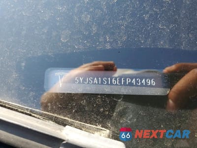 Zdjęcie 12 z 12 samochodu: 2014 TESLA MODEL S VIN:5YJSA1S16EFP43496 - miniatura