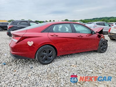 Trzecie zdjęcie samochodu z tyłu: 2023 HYUNDAI ELANTRA SEL VIN:KMHLM4AG7PU581550 - miniatura