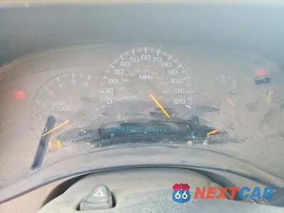 Zdjęcie 9 z 13 samochodu: 2005 GMC YUKON XL K1500 VIN:1GKFK16Z35J186204 - miniatura