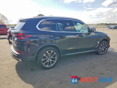 Trzecie zdjęcie samochodu z tyłu: 2026 BMW X5 XDRIVE40I VIN:5UX23EU01T9103014 - miniatura