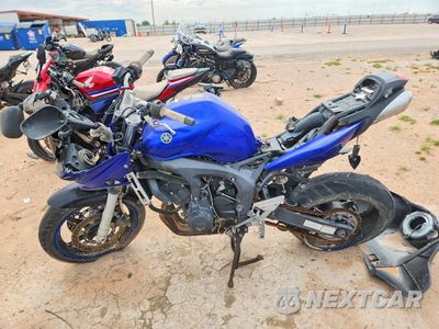 Trzecie zdjęcie samochodu z tyłu: 2006 YAMAHA FZ6 S VIN:JYARJ08E46A007648 - miniatura