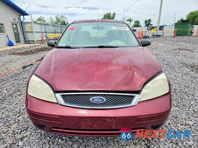 Piąte zdjęcie samochodu w środku: 2006 FORD FOCUS ZX4 VIN:1FAFP34N56W165258 - miniatura