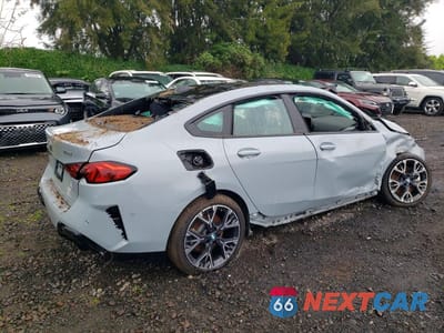 Trzecie zdjęcie samochodu z tyłu: 2025 BMW 228XI VIN:WBA23GG01S7T71870 - miniatura