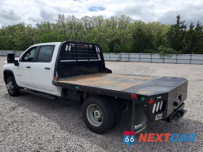Drugie zdjęcie samochodu z przodu: 2023 CHEVROLET SILVERADO K3500 VIN:1GB4YSEY2PF171946 - miniatura