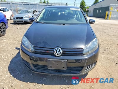 Piąte zdjęcie samochodu w środku: 2014 VOLKSWAGEN GOLF VIN:WVWDB7AJ7EW010136 - miniatura