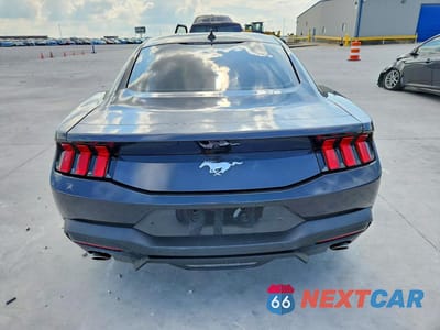 Zdjęcie 6 z 13 samochodu: 2024 FORD MUSTANG VIN:1FA6P8TH7R5107042 - miniatura