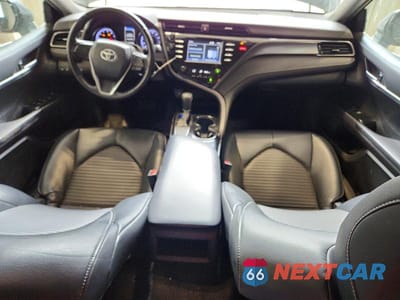 Zdjęcie 8 z 12 samochodu: 2019 TOYOTA CAMRY SE VIN:4T1B11HKXKU246384 - miniatura