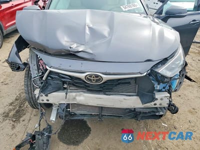Zdjęcie 11 z 12 samochodu: 2022 TOYOTA HIGHLANDER XLE VIN:5TDGZRBH0NS238284 - miniatura