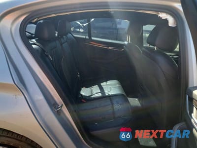 Zdjęcie 10 z 12 samochodu: 2018 BMW 530E VIN:WBAJA9C54JB252883 - miniatura