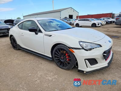 Czwarte zdjęcie samochodu z boku: 2018 SUBARU BRZ 2.0 TS VIN:JF1ZCAD12J9600027 - miniatura