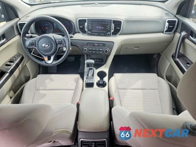 Zdjęcie 8 z 13 samochodu: 2018 KIA SPORTAGE LX VIN:KNDPMCAC2J7365964 - miniatura