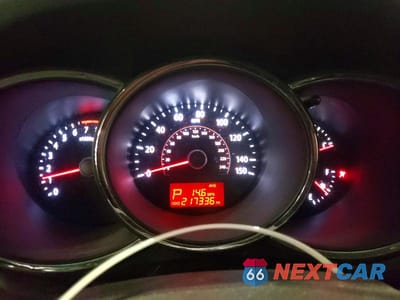 Zdjęcie 9 z 13 samochodu: 2011 KIA SORENTO EX VIN:5XYKUDA27BG129452 - miniatura