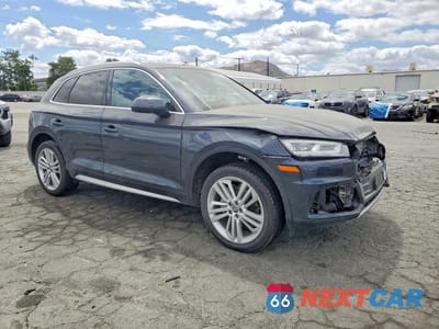 Czwarte zdjęcie samochodu z boku: 2019 AUDI Q5 PREMIUM PLUS VIN:WA1BNAFY7K2102717 - miniatura