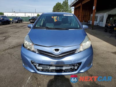 Piąte zdjęcie samochodu w środku: 2014 TOYOTA YARIS 5-DOOR LE VIN:JTDKTUD38ED574535 - miniatura