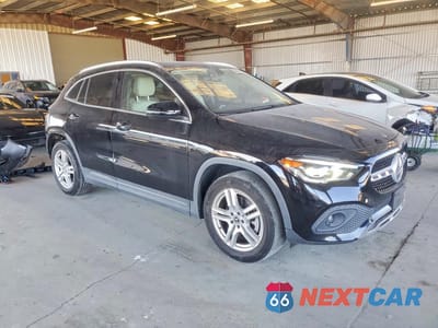 Czwarte zdjęcie samochodu z boku: 2021 MERCEDES-BENZ GLA 250 4MATIC VIN:W1N4N4HB8MJ196486 - miniatura