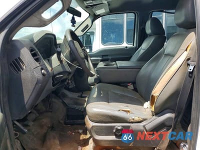 Zdjęcie 7 z 12 samochodu: 2012 FORD F550 SUPER DUTY VIN:1FD0W5HT3CEC33268 - miniatura