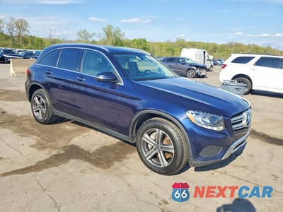 Czwarte zdjęcie samochodu z boku: 2018 MERCEDES-BENZ GLC 300 4MATIC VIN:WDC0G4KB4JV021465 - miniatura