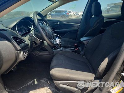 Zdjęcie 7 z 13 samochodu: 2016 DODGE DART SXT VIN:1C3CDFBB3GD717874 - miniatura