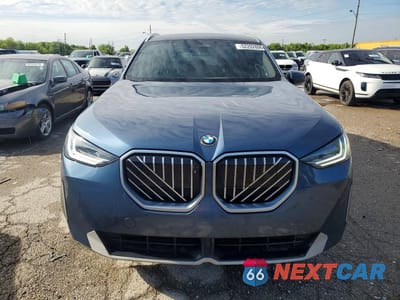 Piąte zdjęcie samochodu w środku: 2025 BMW X3 30 XDRIVE VIN:5UX53GP09S9001687 - miniatura