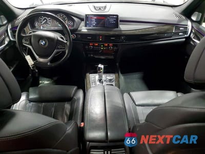 Zdjęcie 8 z 13 samochodu: 2018 BMW X5 XDR40E VIN:5UXKT0C58J0W00367 - miniatura