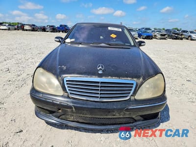 Piąte zdjęcie samochodu w środku: 2005 MERCEDES-BENZ S-CLASS S500 VIN:WDBNG75J25A459400 - miniatura