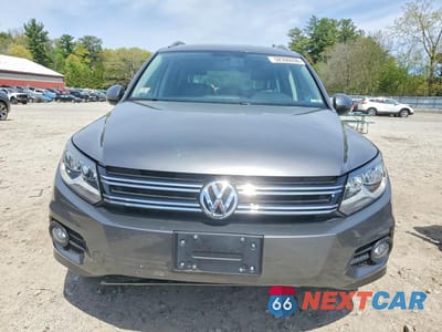 Piąte zdjęcie samochodu w środku: 2014 VOLKSWAGEN TIGUAN S VIN:WVGBV3AX8EW618206 - miniatura