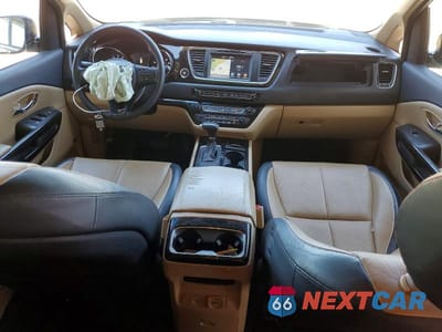 Zdjęcie 8 z 13 samochodu: 2018 KIA SEDONA SX VIN:KNDMC5C10J6380224 - miniatura